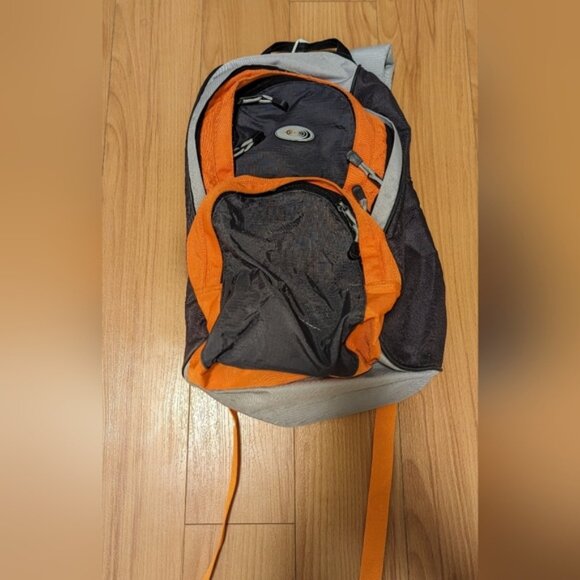 Backpack - Picture 1 of 16